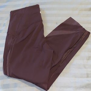 Lululemon size 8 maroon leggings